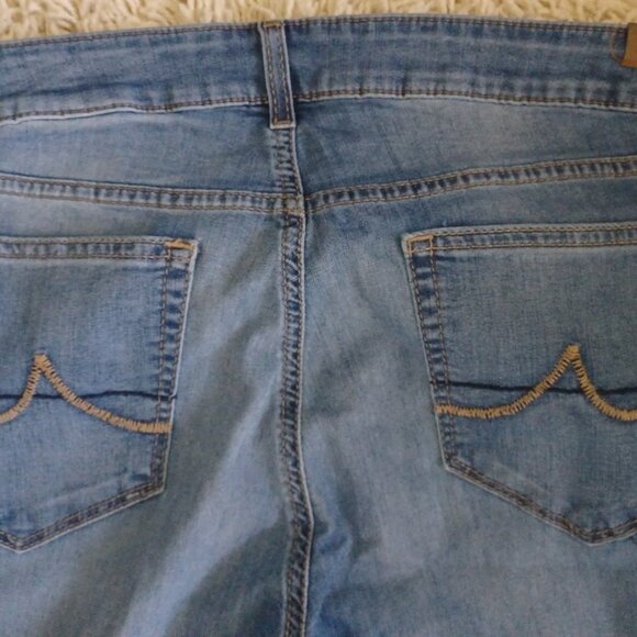 Ariat Women’s Jeans 32R Perfect Rise Bootcut Blue Stretch Denim Western Mid Rise - Picture 5 of 10